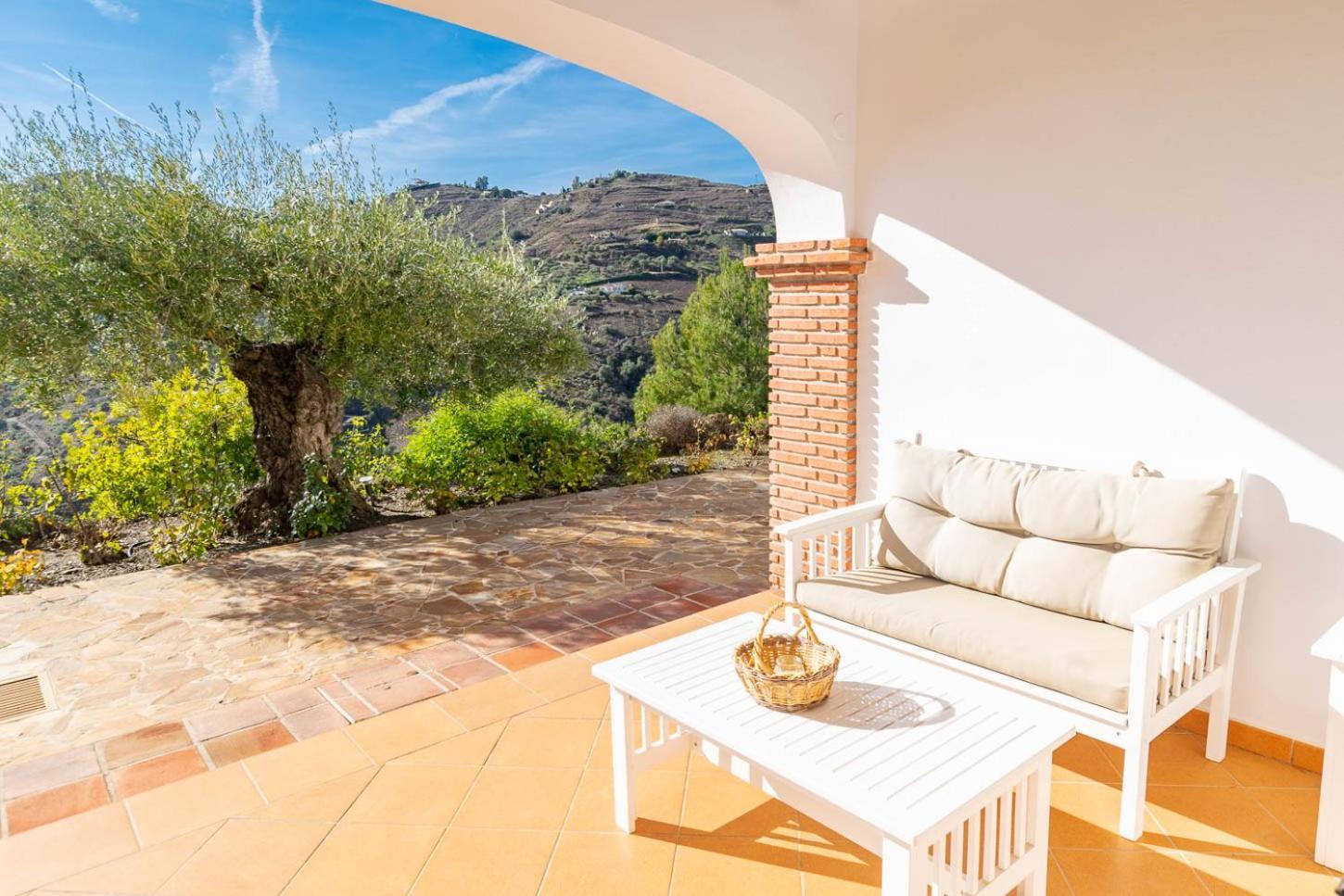 Cortijo De La Abuela Feriehus Málaga